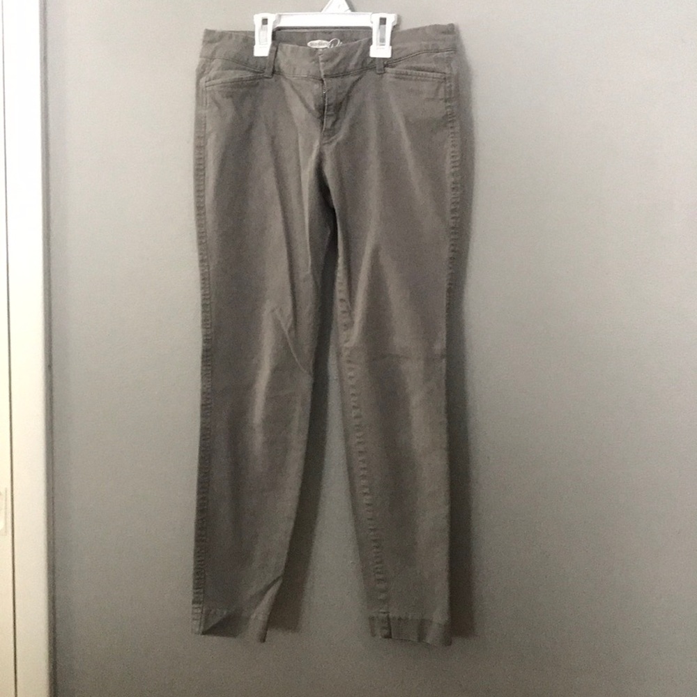 Old Navy Grey Pixie Pants